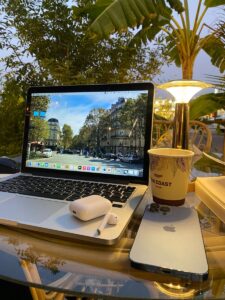 Laptop